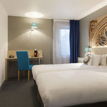 Brit Confort Amiens Hotel