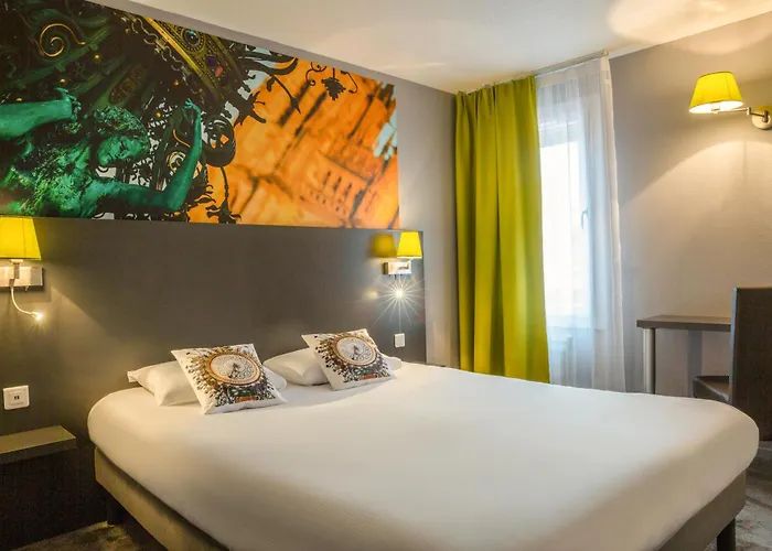 Otel Brit Confort Amiens