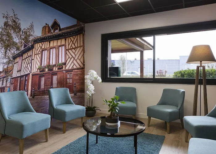 Brit Confort Amiens Otel 3*